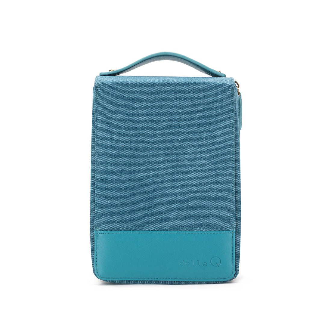 Della Q Maker's Circular Needlecase