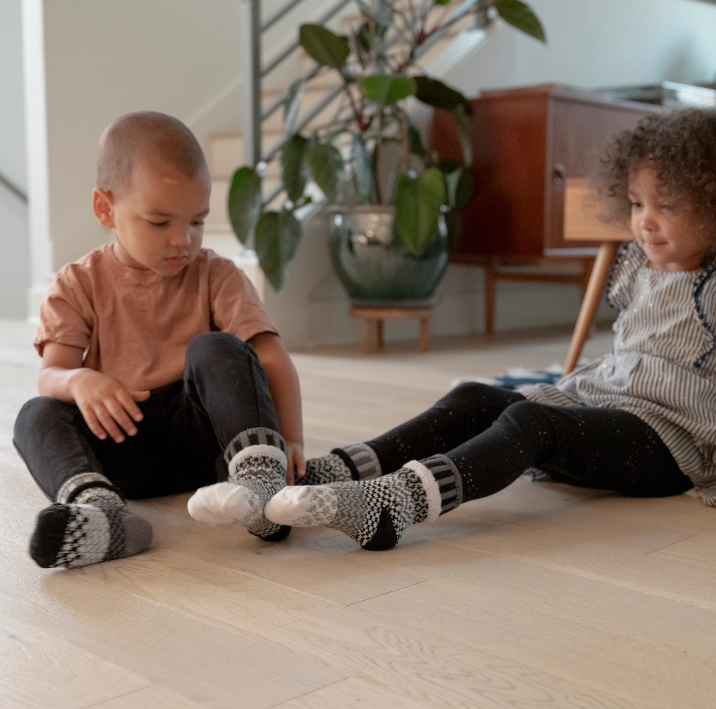Solmate - Moonlight Kids Socks - Small (Age 2-5 / Shoe 5 Toddler - 11 Kids)