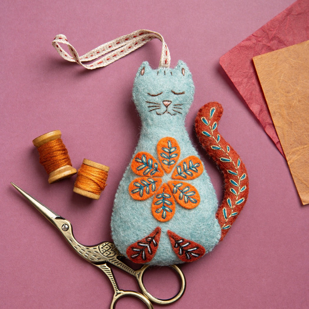 Corinne Lapierre Folk Cat Felt Craft Mini Kit