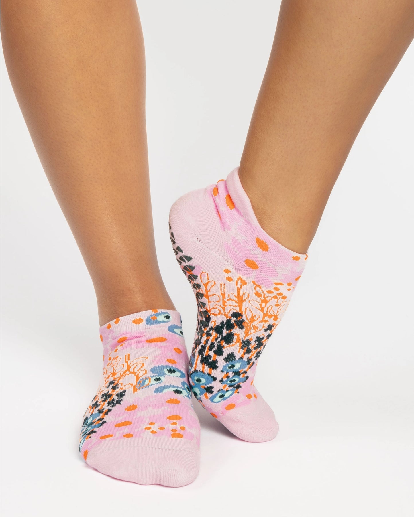 Pointe Studio - Women's Garden Full Foot Grip Sock Pink