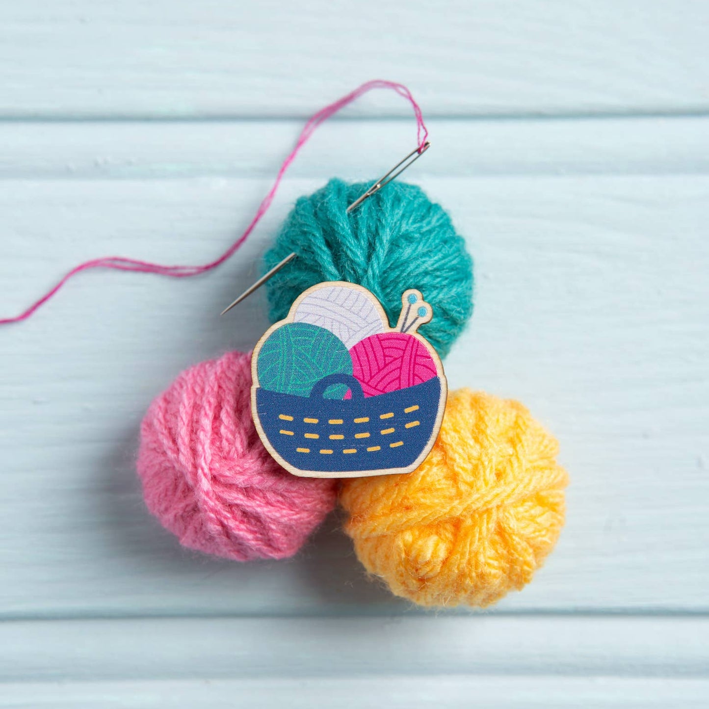 Yarn Basket Magnetic Needle Minder