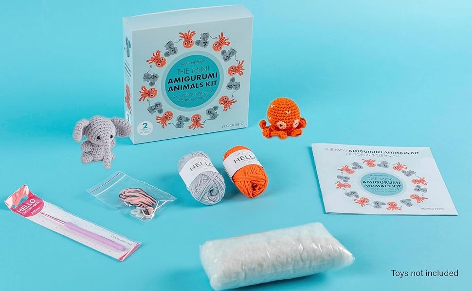 The Mini Amigurumi Animals Kit: 2 Complete Projects & 2 Bonus Patterns