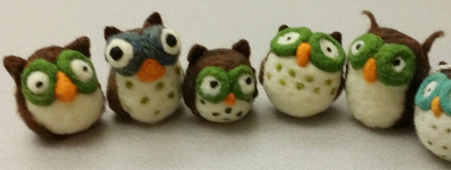Woolbuddy DIY Needle Felting Kit - Owl