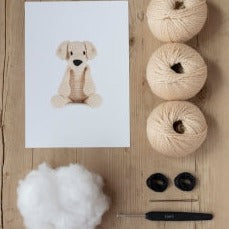 Toft Crochet Kit- Eleanor the Labrador (Oatmeal)