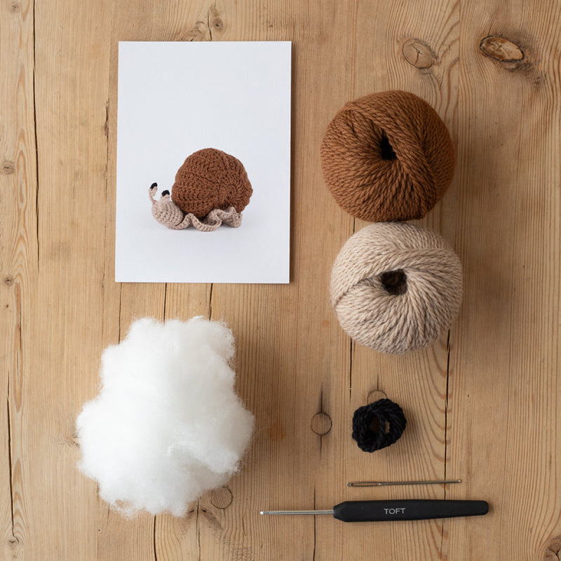 Toft Mini Crochet Kit - Mini Otis the Snail