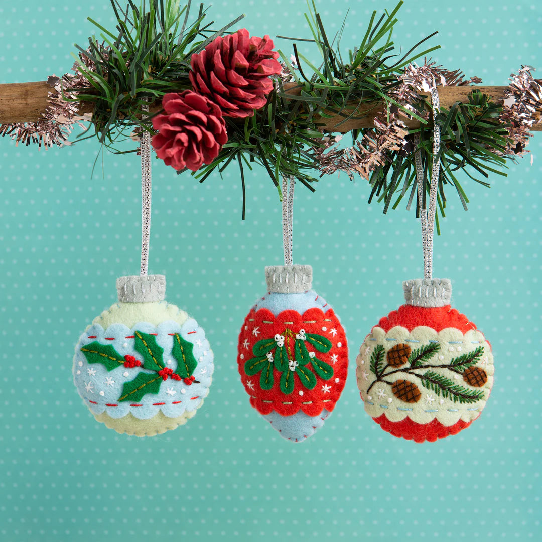 Hawthorne Handmade Applique / Embroidery Kits