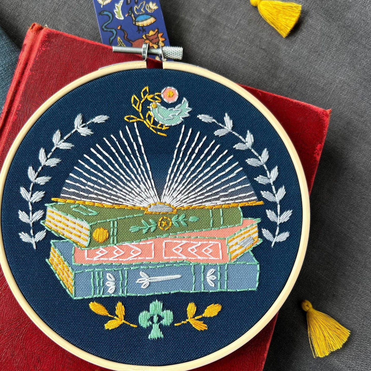 Rikrack Embroidery Kit