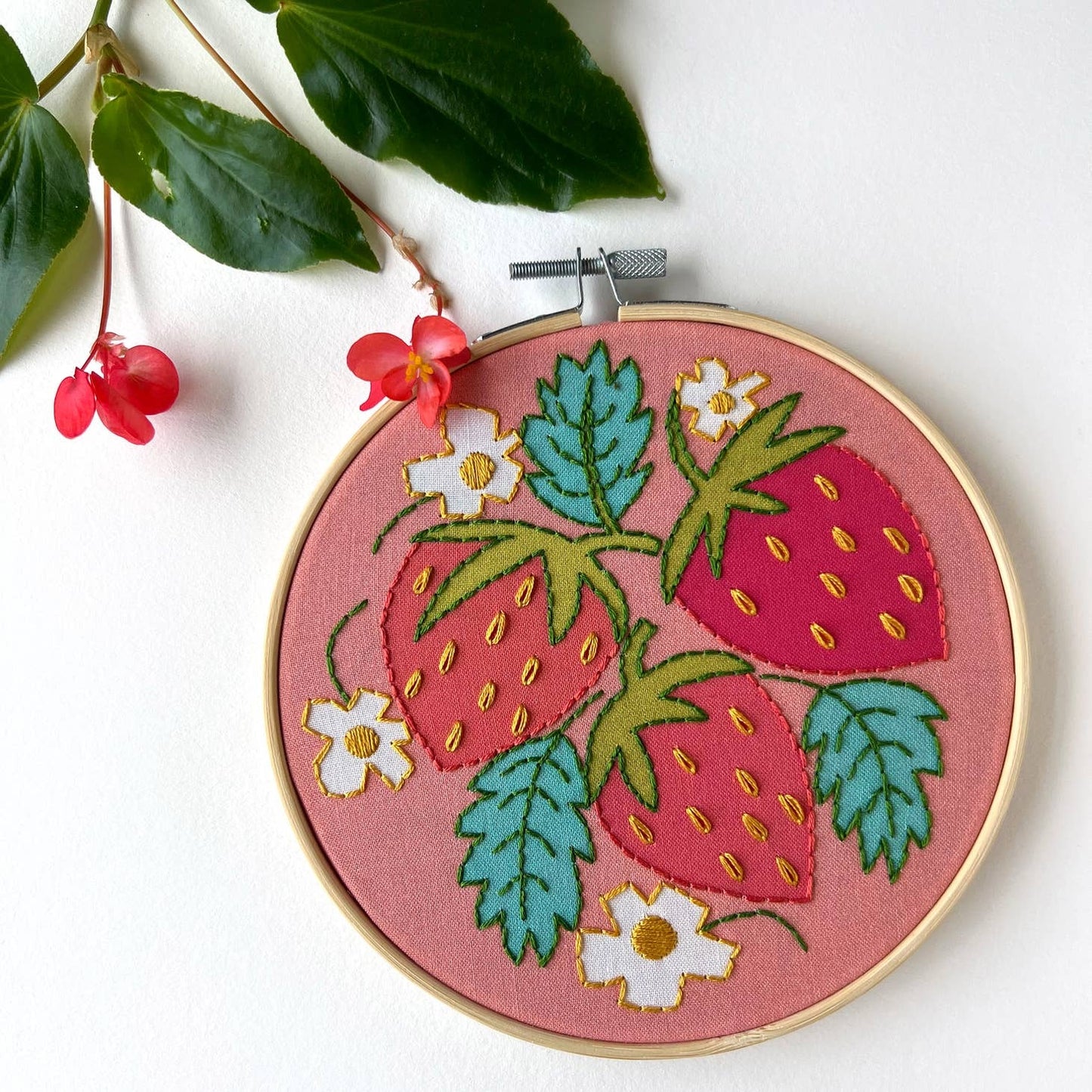 Rikrack Embroidery Kit