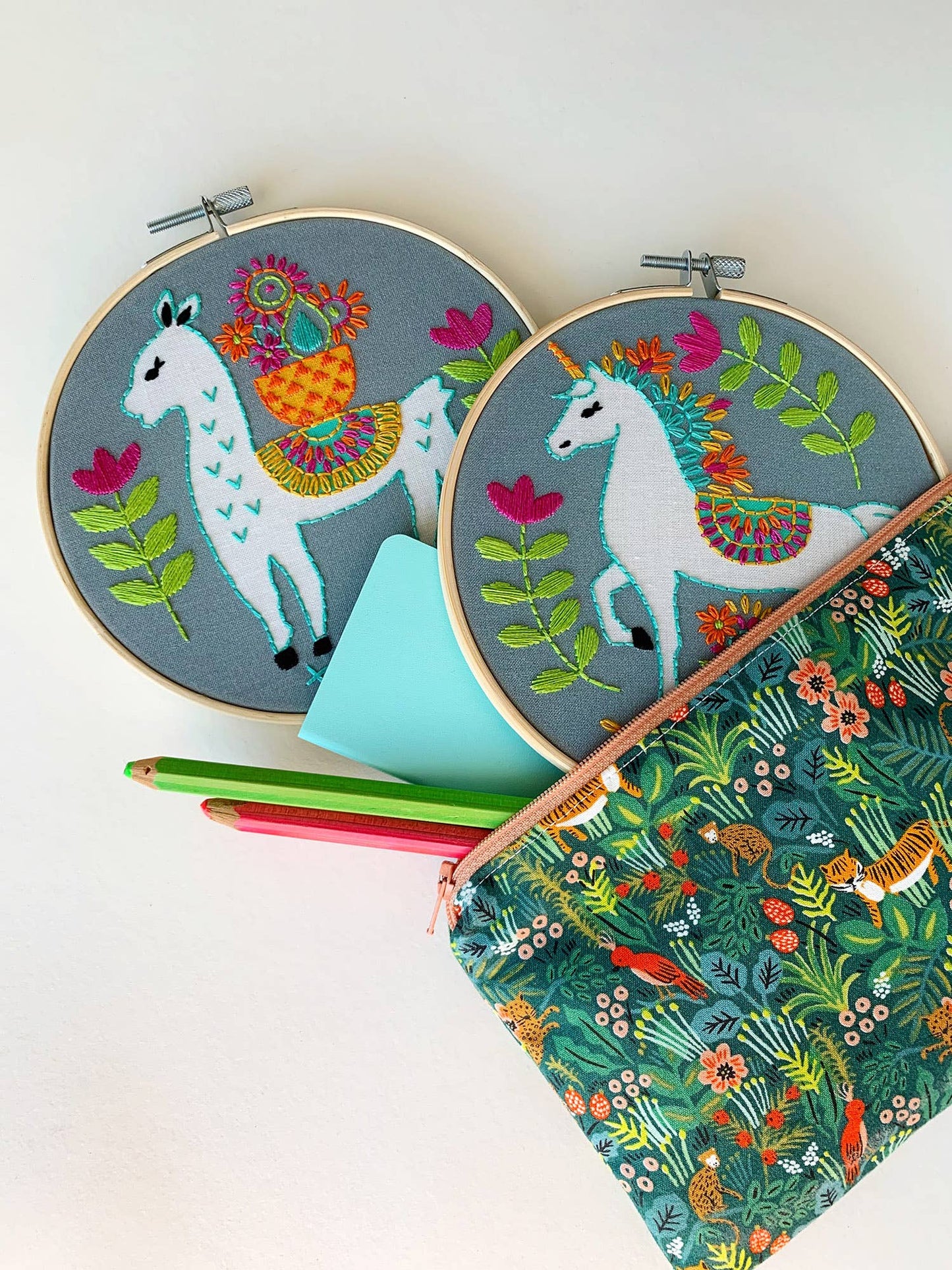 Rikrack Llama Embroidery Kit