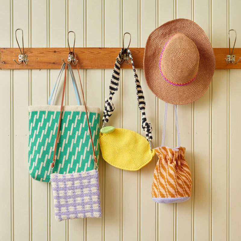 Laine Magazine Let's Crochet! Spring 2025
