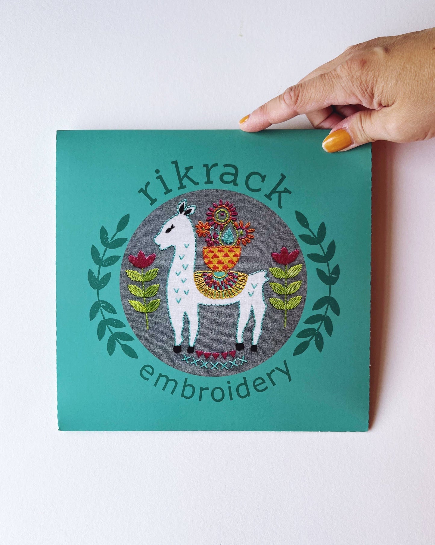 Rikrack Llama Embroidery Kit
