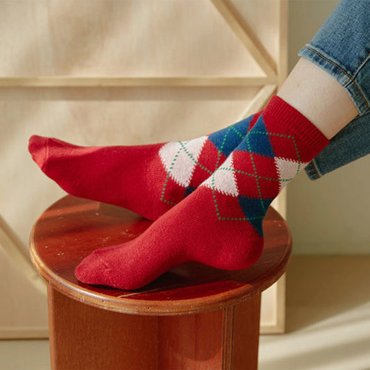7DAYSSOCKS - Women’s Winter Thick Wool Knit Crew Socks, Red Angora Argyle