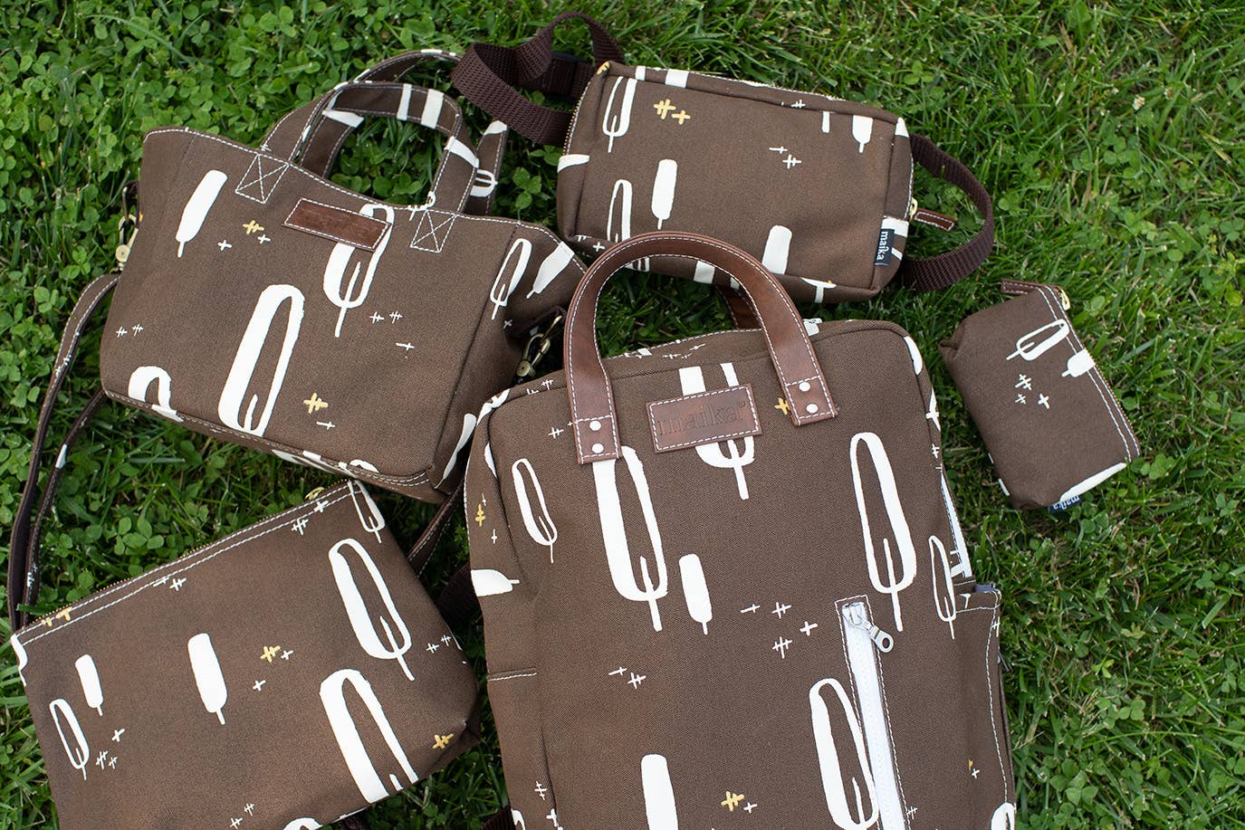 Pouch, Olivos, Large