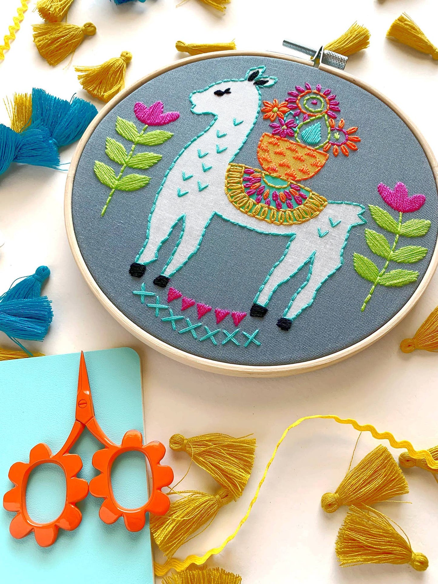 Rikrack Llama Embroidery Kit