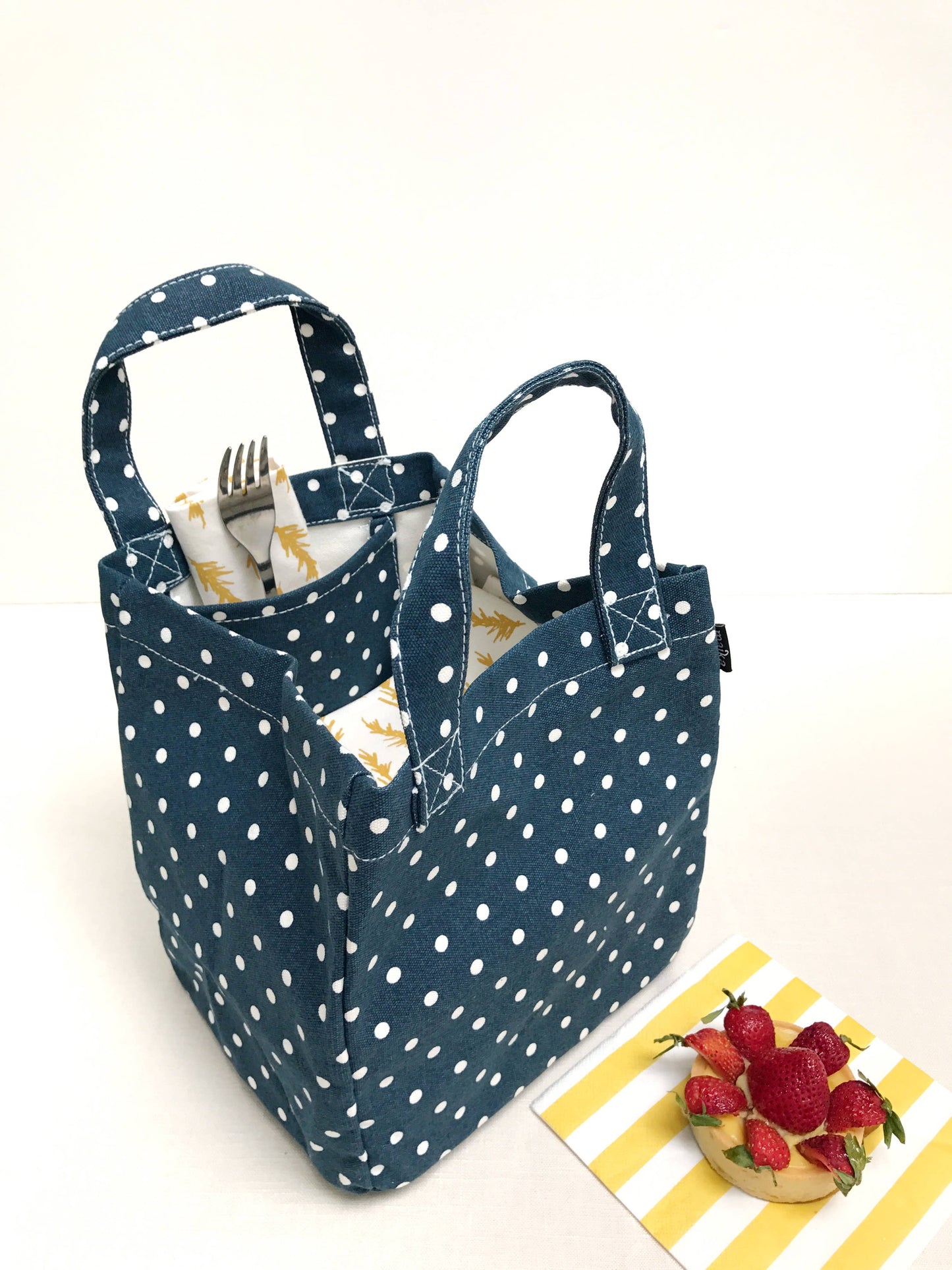 Maika Lunch Tote - Sierra