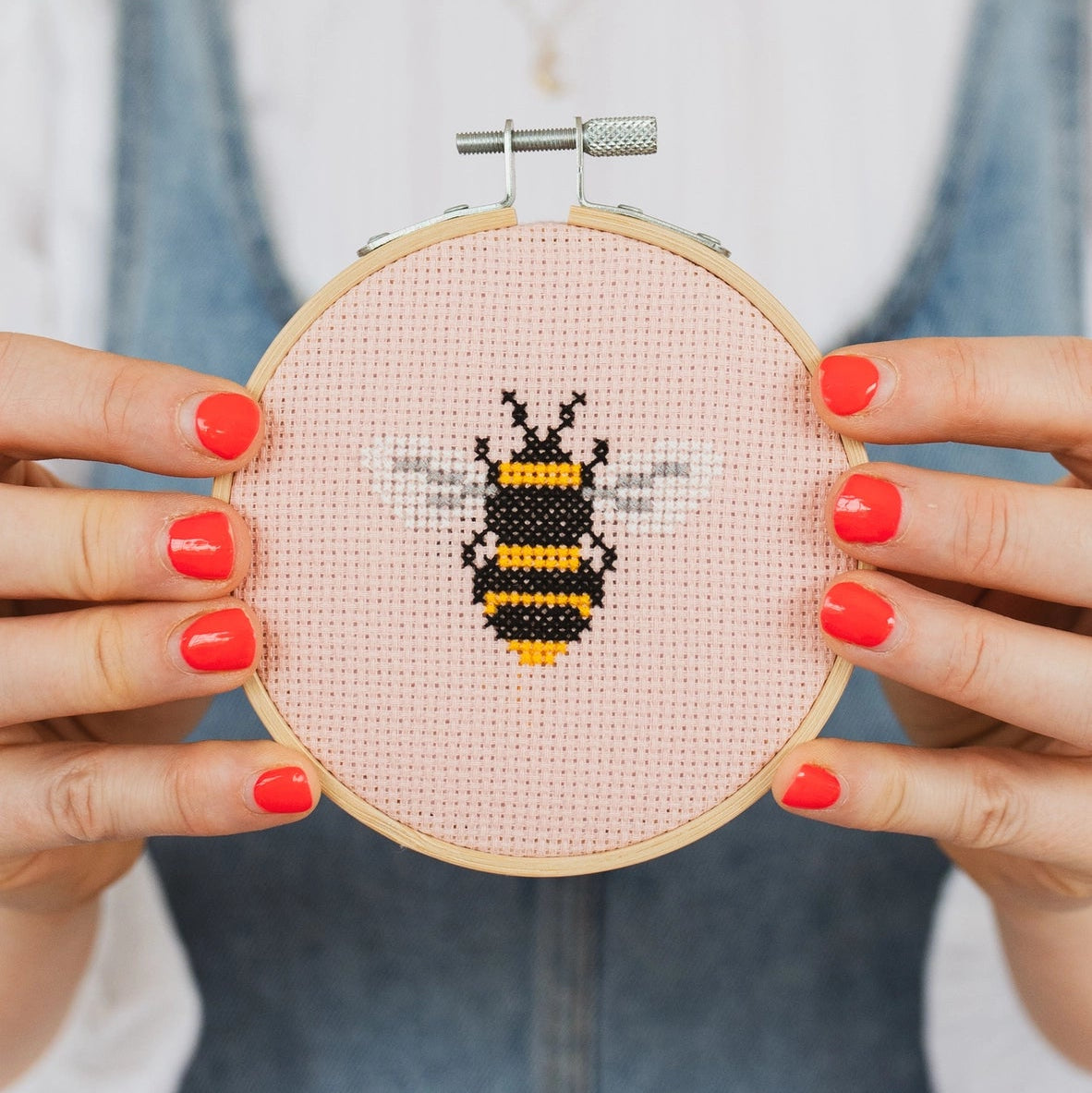 Cotton Clara Beginner Bumble Bee Cross Stitch Kit