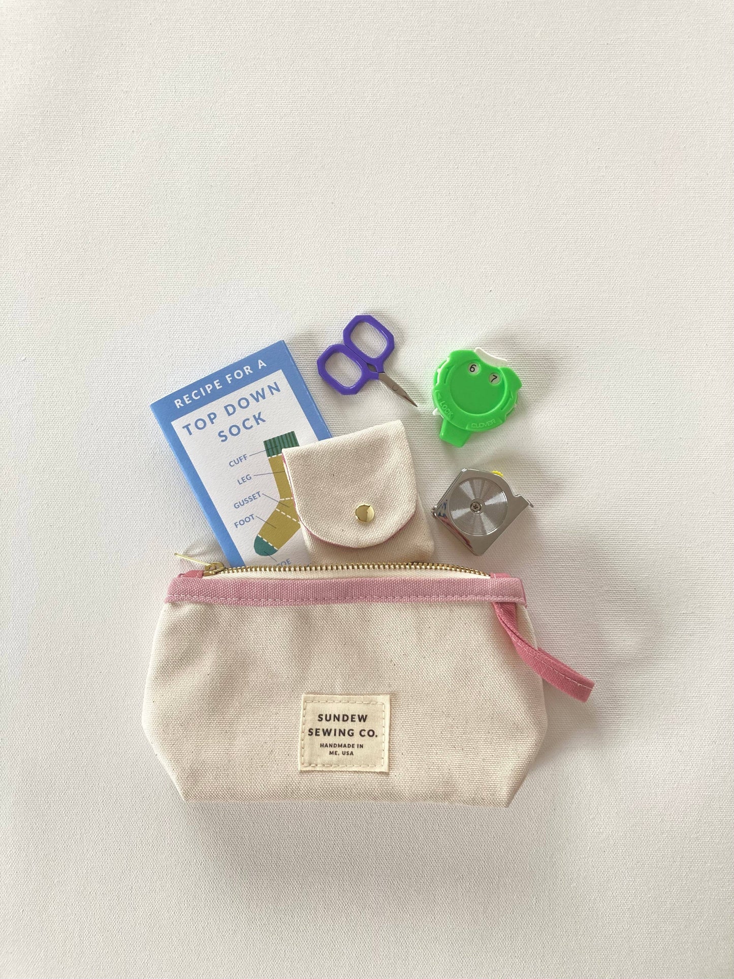 Sunday Sewing Loop Pouch - Pinks