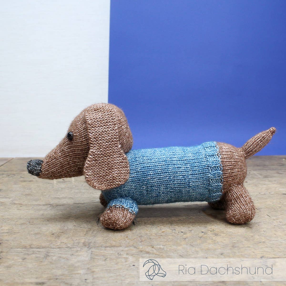 DIY Knitting Kit - Ria Dachshund