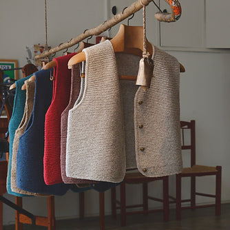 Knit the Pelica Vest