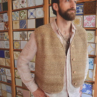 Knit the Pelica Vest