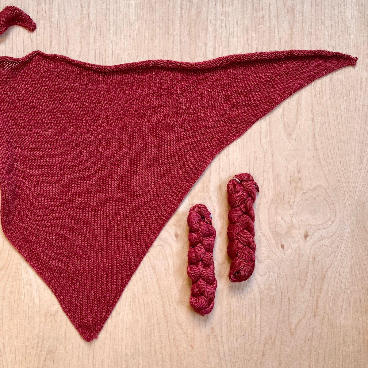 Easiest Triangle Scarf - Stockinette โ Cast Away Yarn Shop