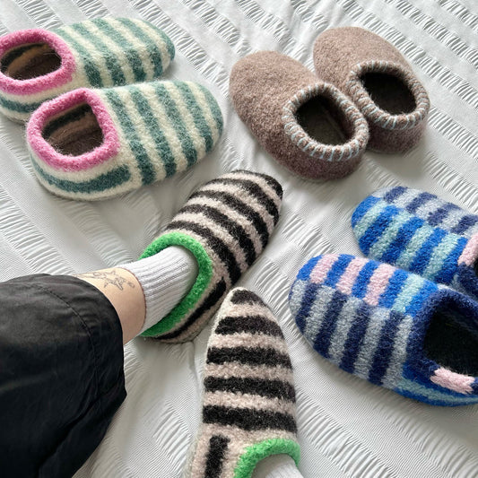 Learn to Knit the Sailor Slippers