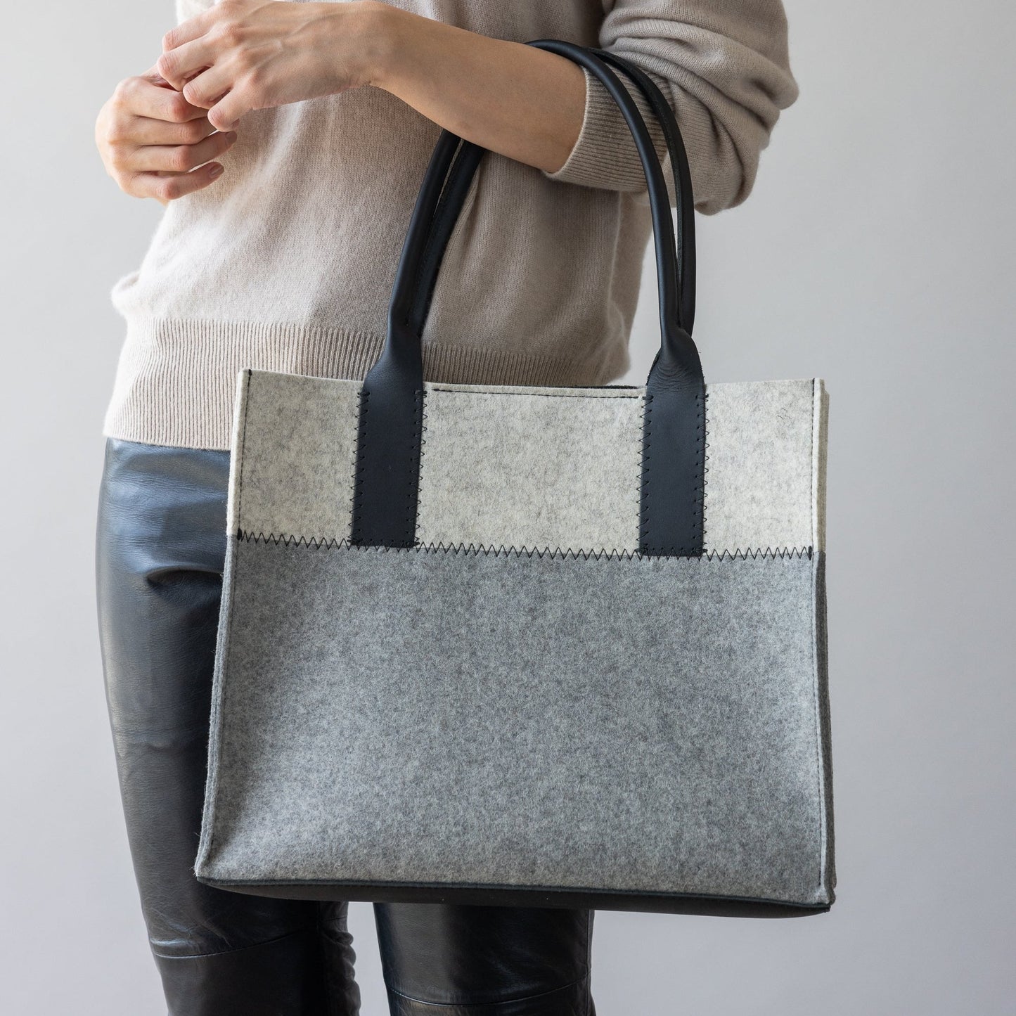 Granite & Heather White & Black Jaunt Merino Wool Tote