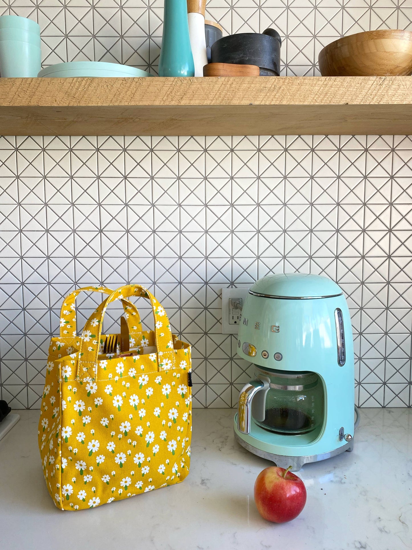 Maika Lunch Tote - Carmel