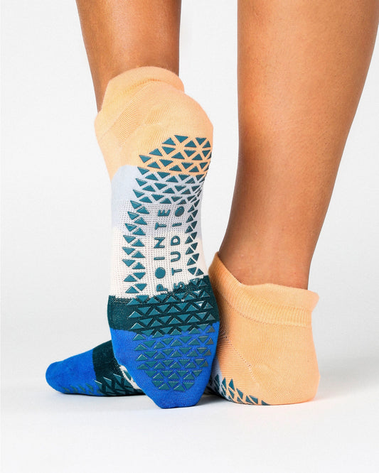 Pointe Studio - Women's Layered Striped Full Foot Grip Sock POPY