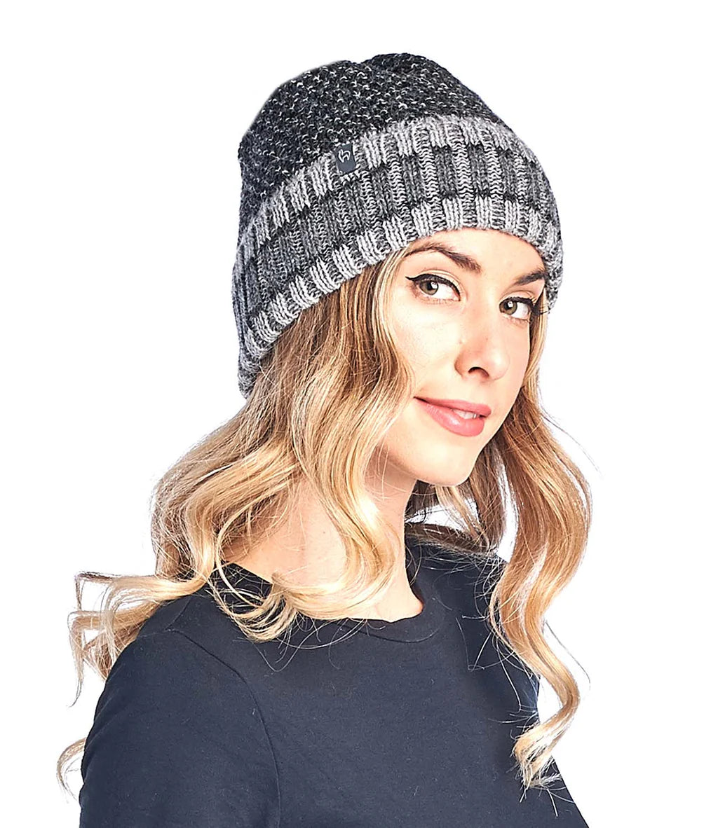 Shupaca Alpaca - Alpaca Beanie - Carrera - Onyx