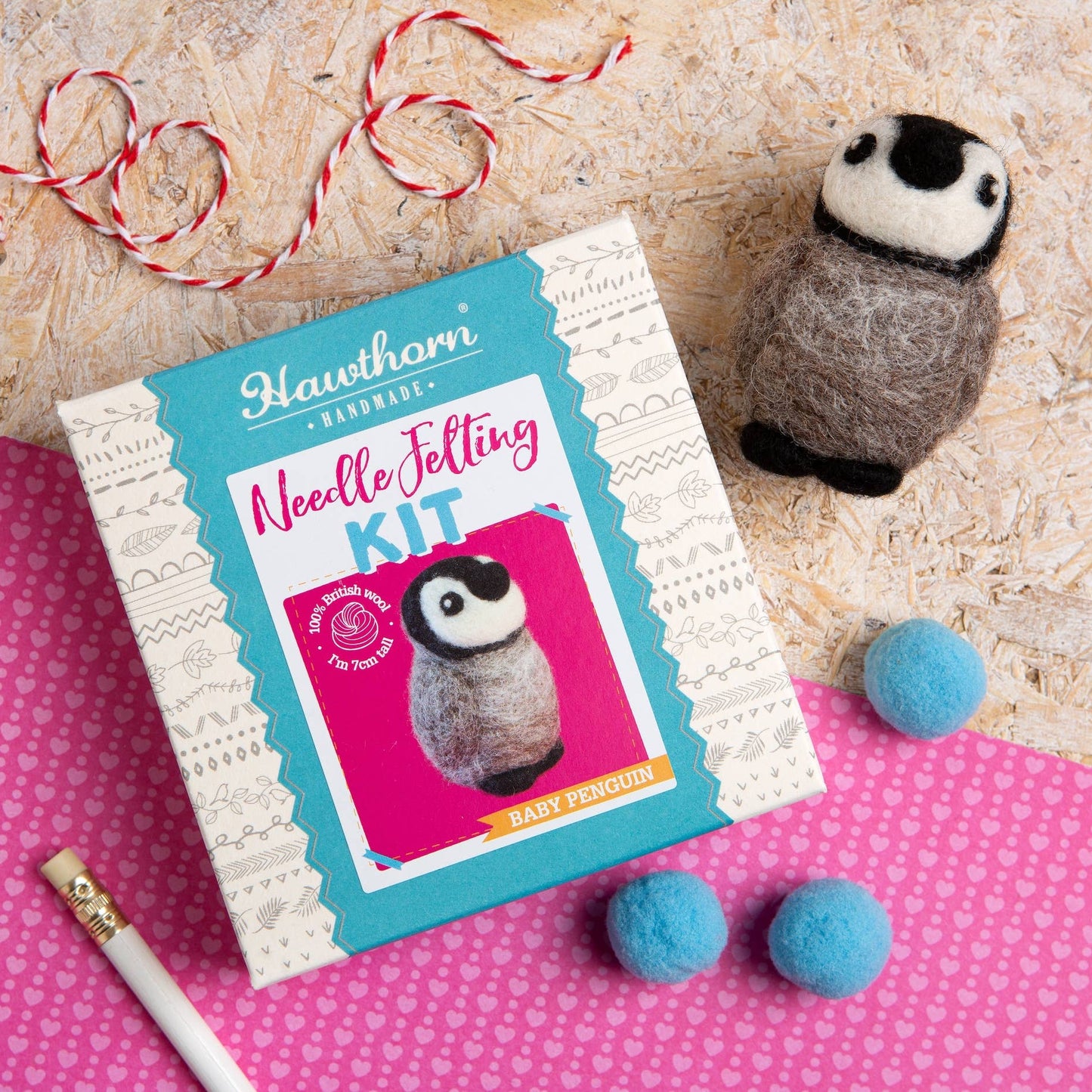 Baby Penguin - Mini Needle Felting Craft Kit