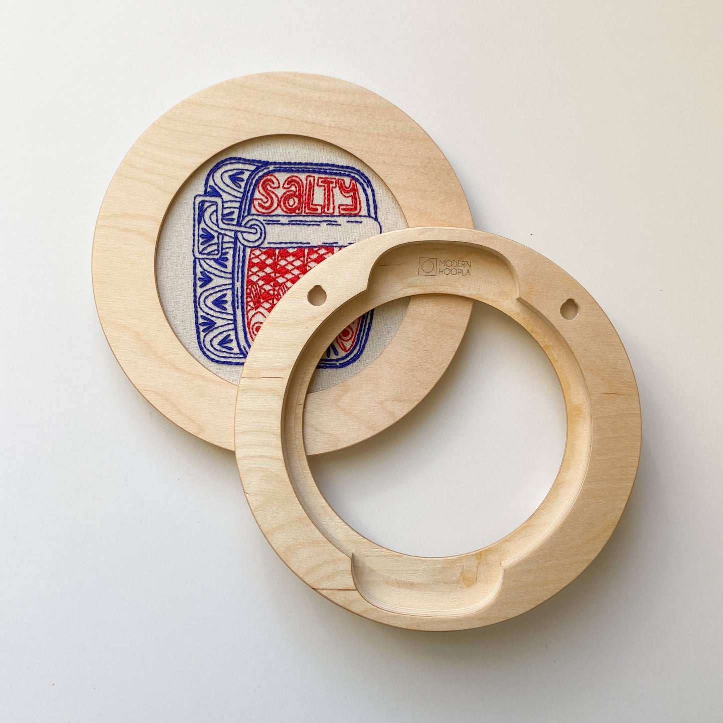 Modern Embroidery Hoop Frame for 6" Hoops: Caramel / Circle