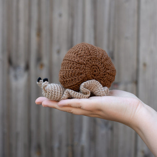 Toft Mini Crochet Kit - Mini Otis the Snail