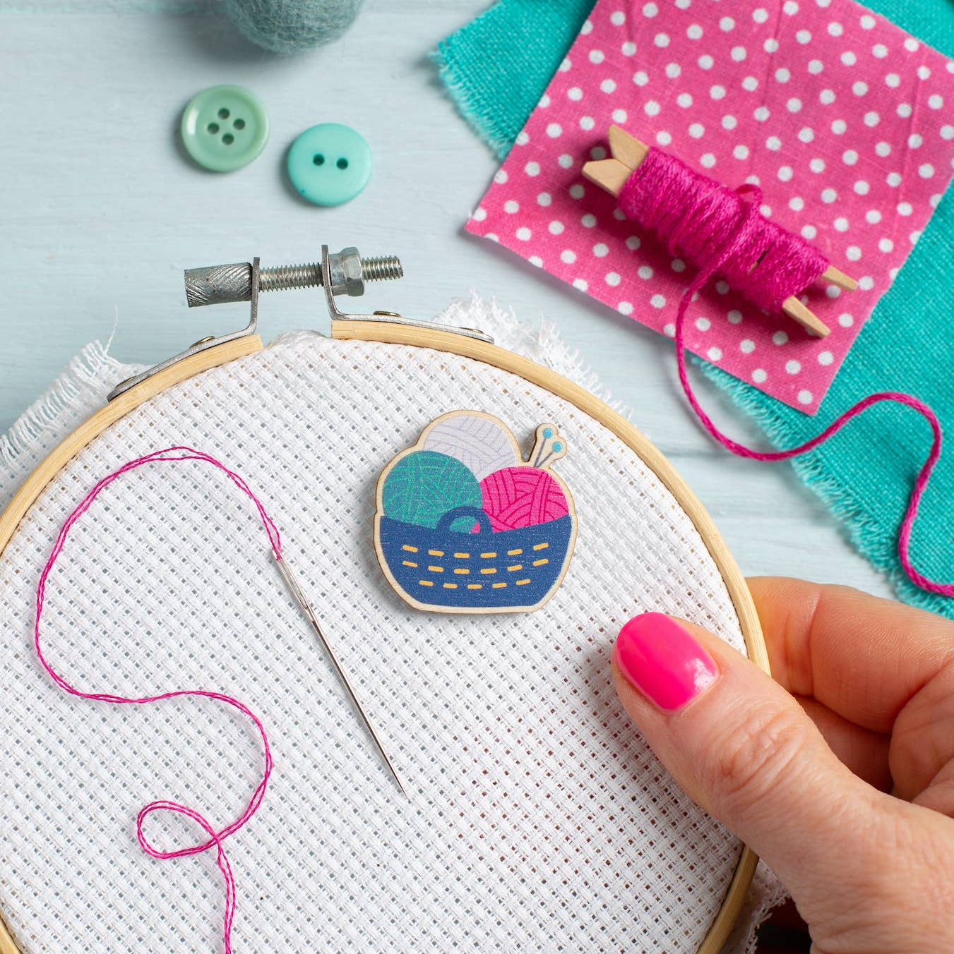 Yarn Basket Magnetic Needle Minder