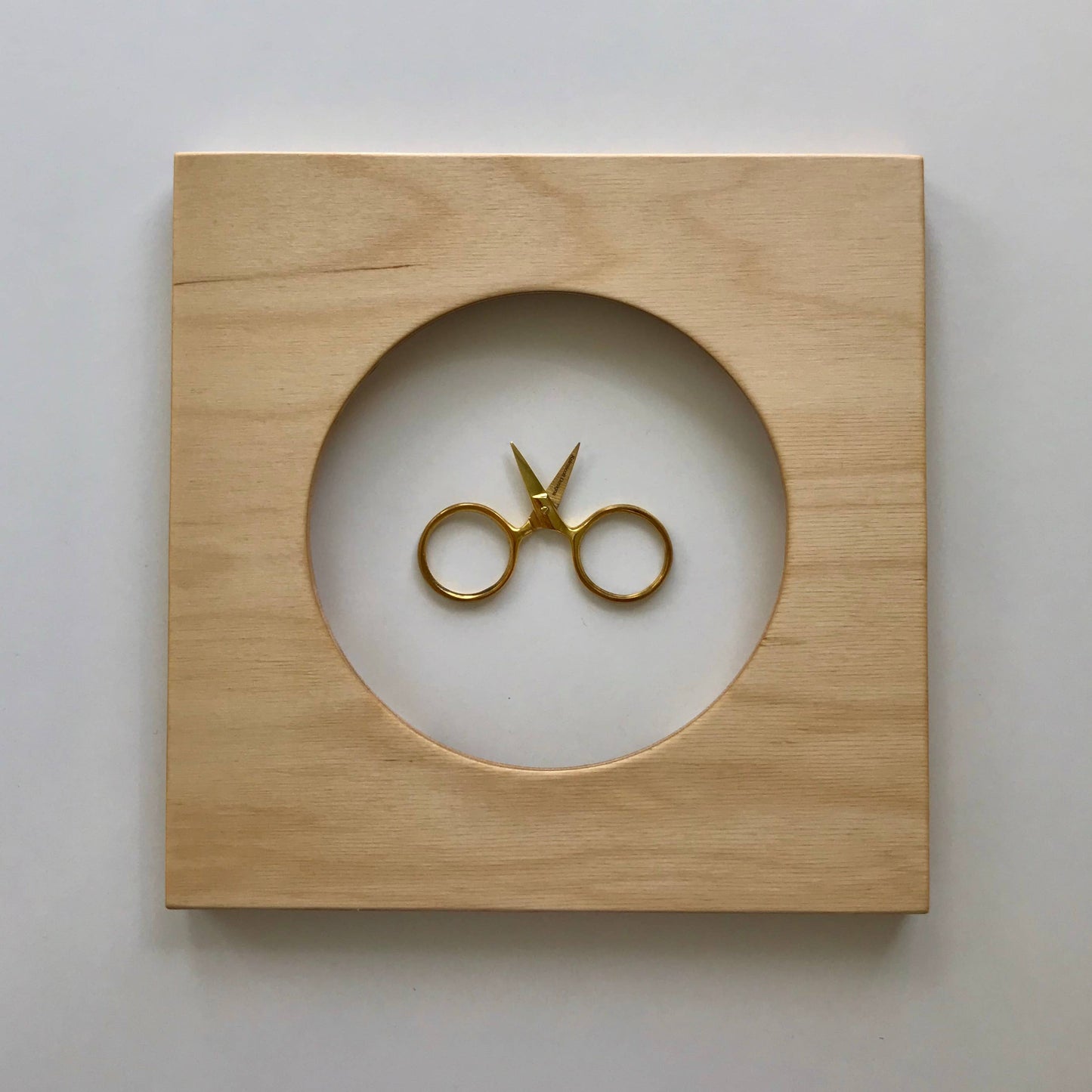 Modern Embroidery Hoop Frame for 6" Hoops: Caramel / Square