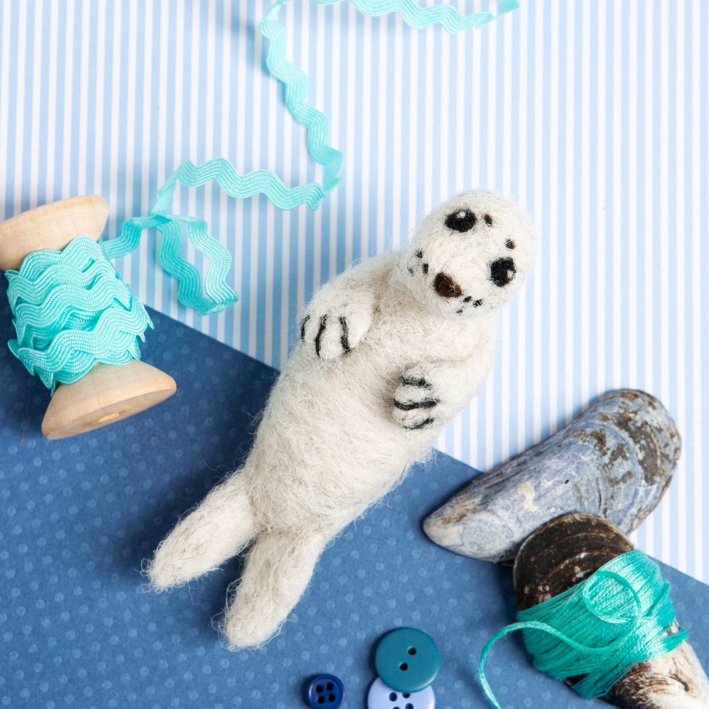 Seal Pup - Mini Needle Felting Craft Kit