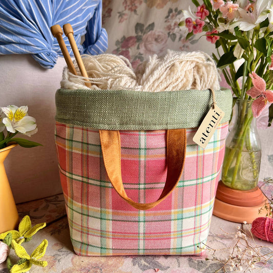 Atenti Knitting and Crochet Organizer Project Bag: Bubblegum Hope Basket