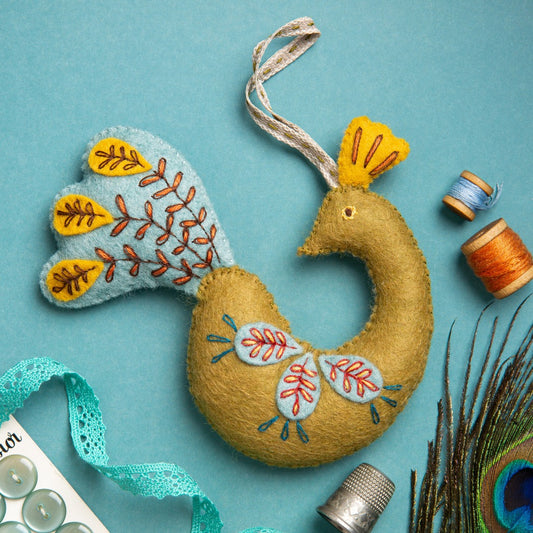 Corinne Lapierre Folk Peacock Felt Craft Mini Kit