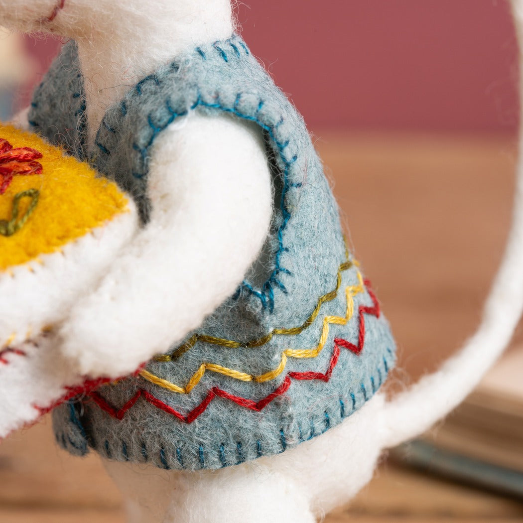 Little Mouse the Librarian Felt Craft Mini Kit
