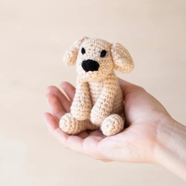 Toft Mini Crochet Kit-Mini Eleanor the Labrador